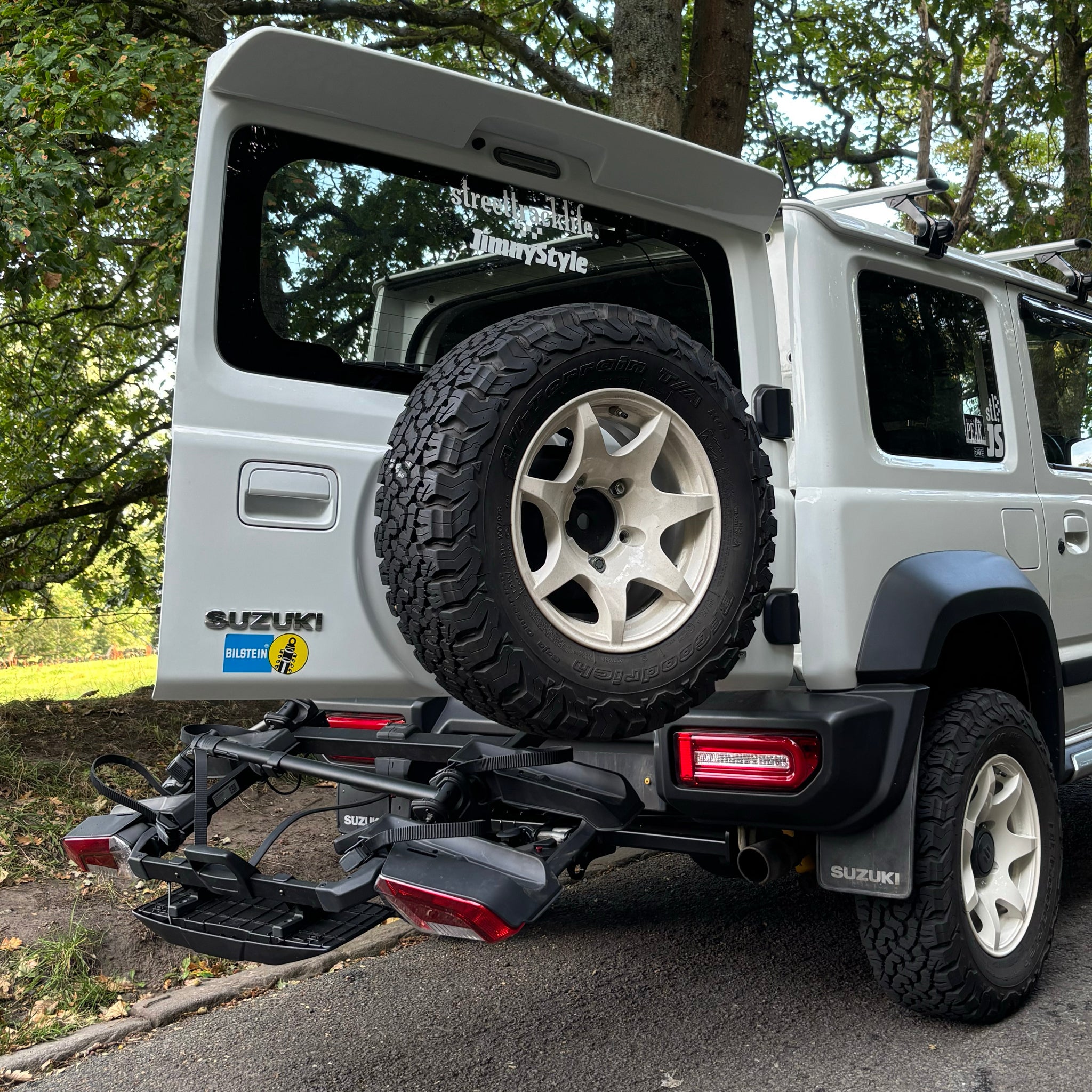 Thule OutPace Bike Carrier Suzuki Jimny JB74