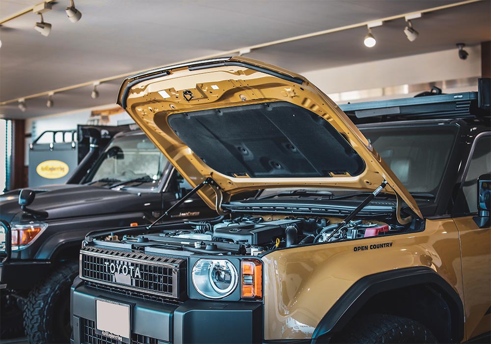 4x4 Engineering Service Bonnet Dampers for Toyota Land Cruiser Prado 250 (2024+)