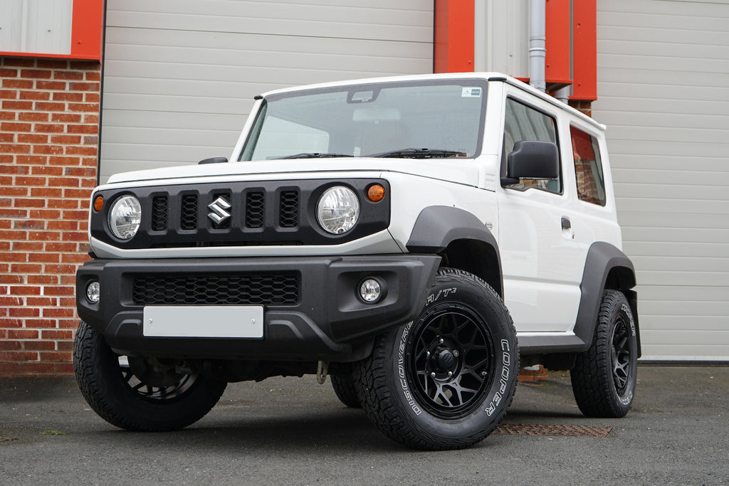 SUZUKING JIMNY WITH 16 INCH MAGPIE M-01 WHEELS STREET TRACK LIFE