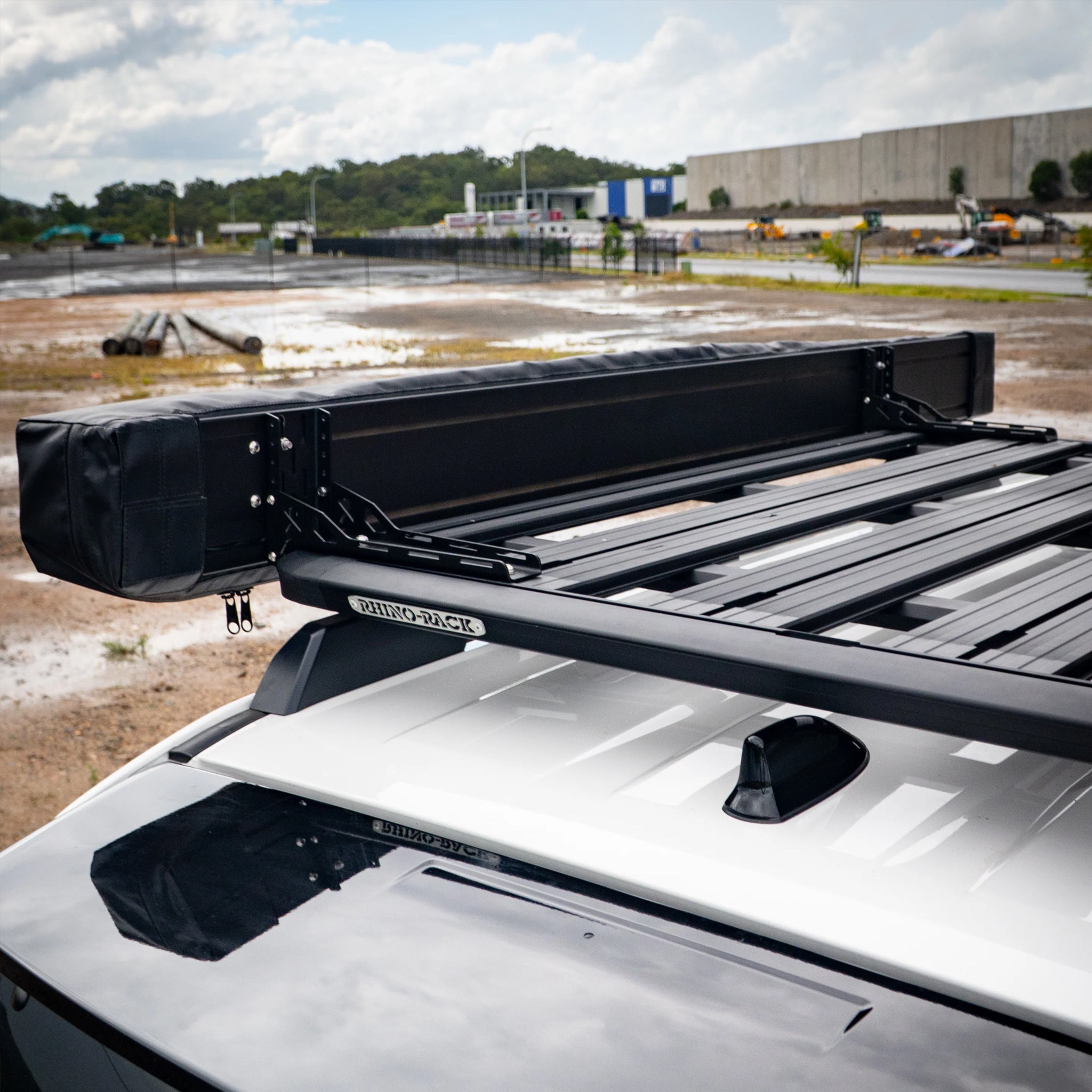 Clevershade 270 Degree Compact Deluxe Awning