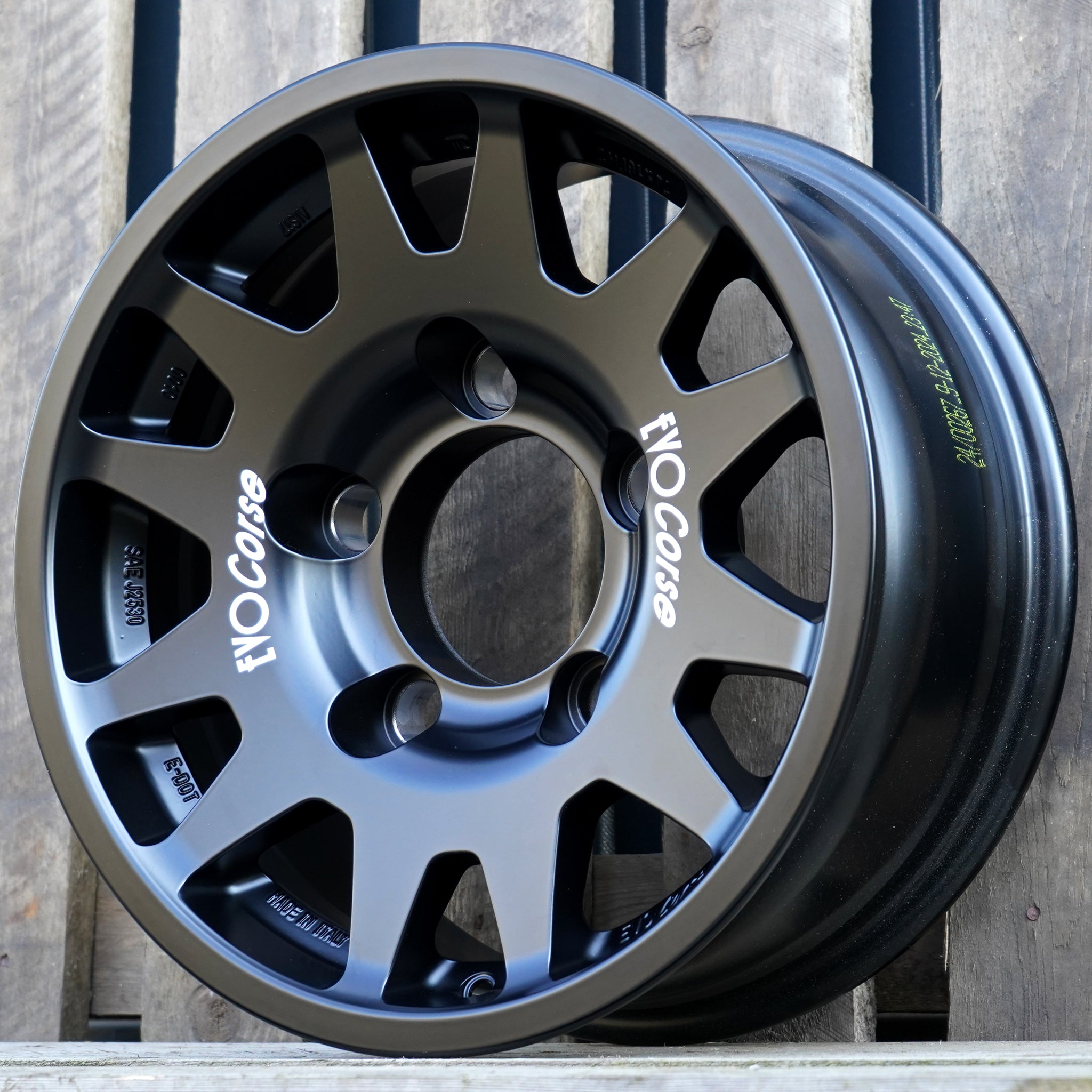 EVO Corse DakarZero 16" Wheel Package for Land Rover Defender Classic