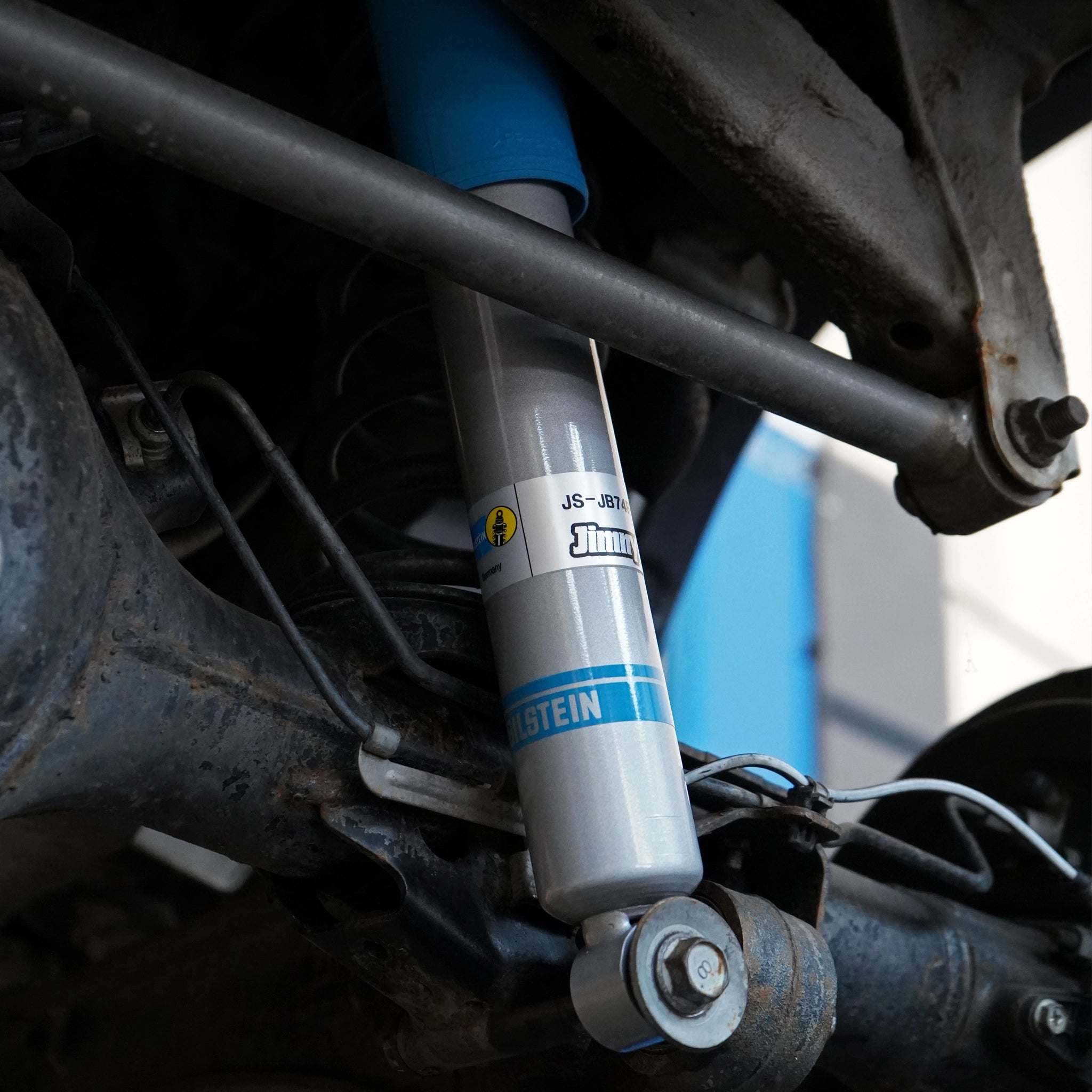 JIMNYSTYLE Adventure +40mm Suspension Lift Kit for Suzuki Jimny (2018+) - Silver Edition